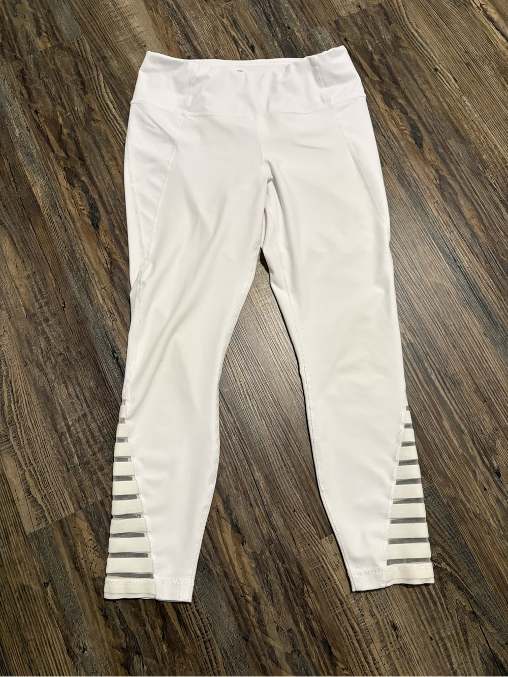 90 Degree Women’s Activewear $10.00 Size Medium